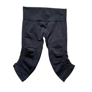 Lululemon In the Flow Crop II Heathered Black size 6